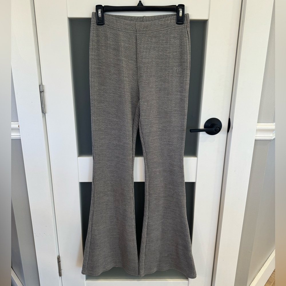 American Eagle Gray, Flare, Ribbed Pants